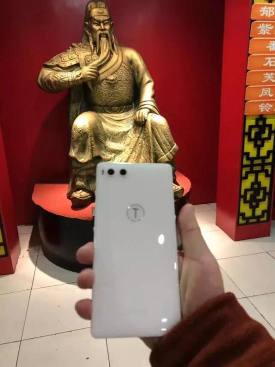 阿星R1，好看又能打，到手时价格比上新时少了1500元左右