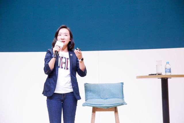 36氪独家 | 蔚来汽车软件负责人庄莉离职，软件团队分拆汇报线