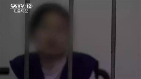 “黄鳝门”主播被抓/图源北京晨报百家号