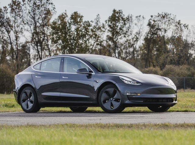 特斯拉Model 3将迎来大更新:新增电动尾门、双层玻璃