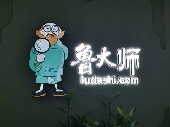 d2a8-ifzxhxn2505682.jpg