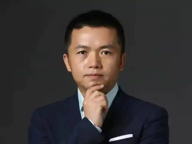 梅花创投吴世春欲罢免ST路通3名董事遭全票反对，今年1.5亿元买股成大股东
