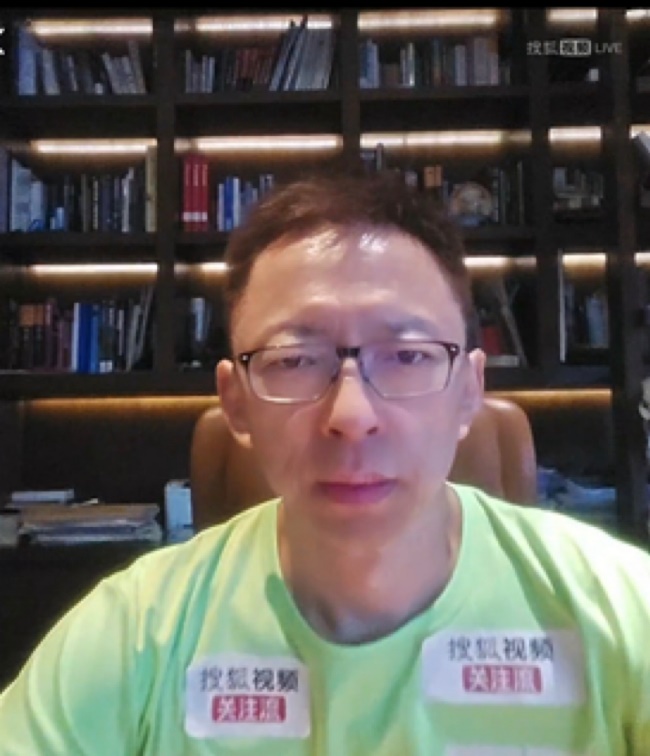 特斯拉为何赔2.43亿美元？也门海域沉船事故缘何频发？来《张朝阳的英语课》看天下
