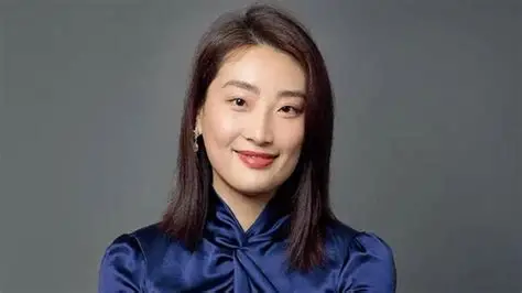 家族纠纷后，宗馥莉首次发声：在风波中坚守初心，推动娃哈哈持续发展